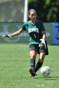 college soccer player goalkeeper Lara Campbell denver