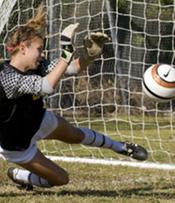 girls club soccer player meredith hummell