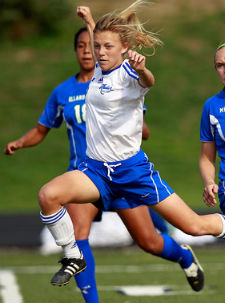 PSU recruit Maddie Elliston club soccer