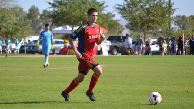 HG Watch: Two center backs look to pros