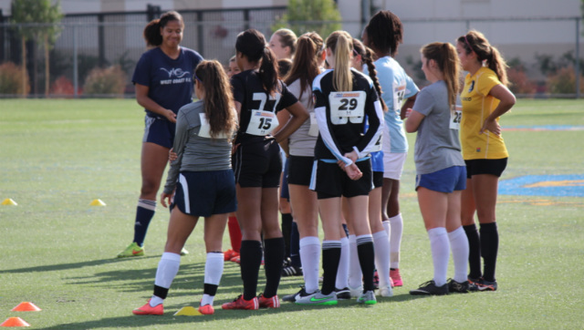 2015 Unsigned Showcases: LA Girls Best XI