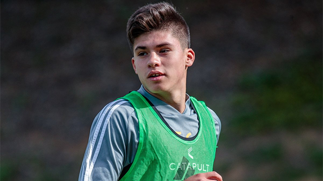 LA Galaxy signs top attacking prospect