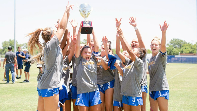 SC Blue Heat win UWS in dominant fashion