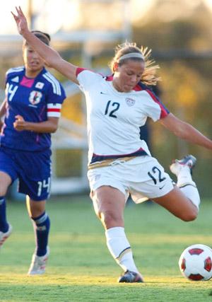 girls youth club soccer player lauren kaskie