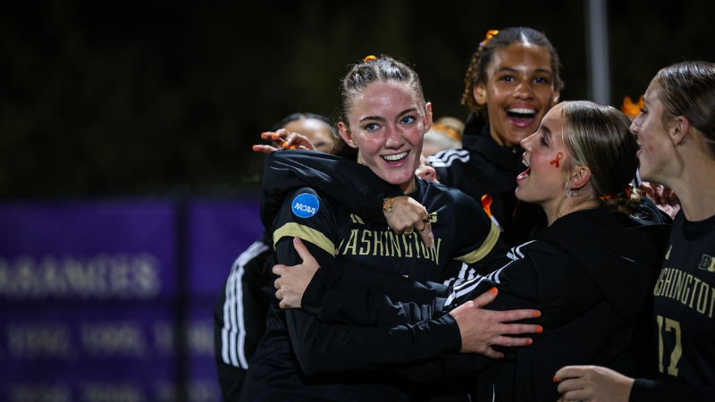 Vote for Women's College Soccer Best Goal