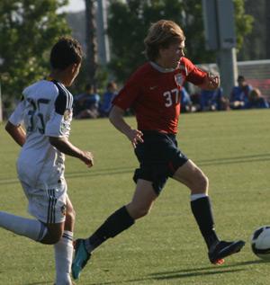 u14 bnt boys club soccer players versus la galaxy