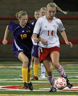 girls club soccer player Taylor Haenlin