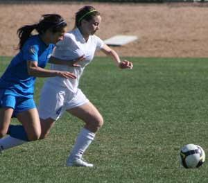 elite girls club soccer players compete in a girls club soccer tournament