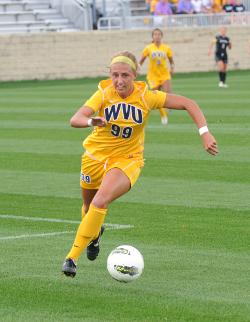 college soccer player kate schwindel