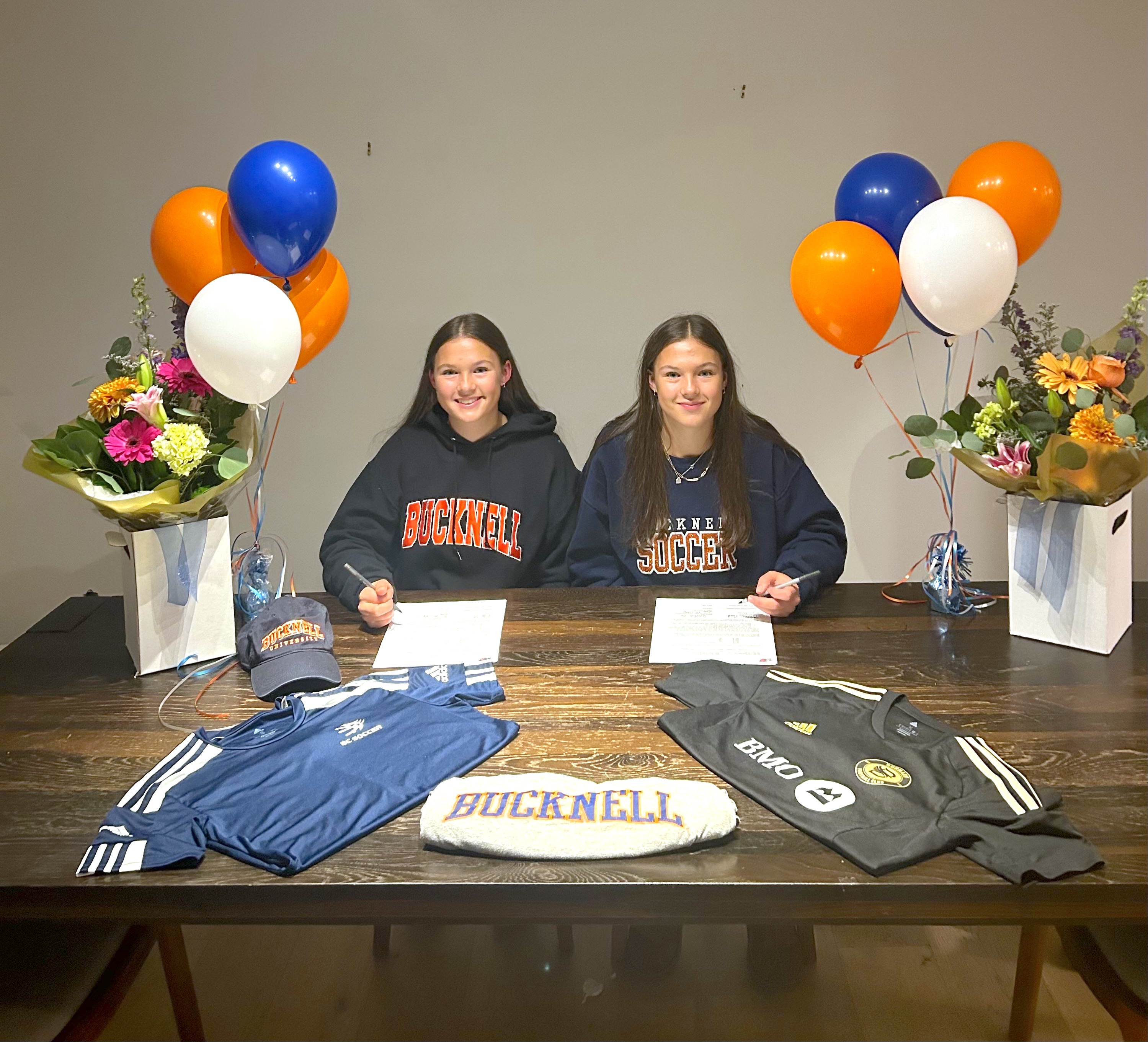 Bella & Katie Connell - Bucknell